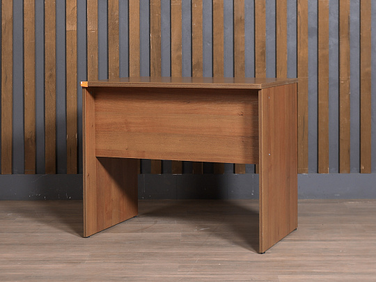 Стол прямоугольный ЛДСП Орех