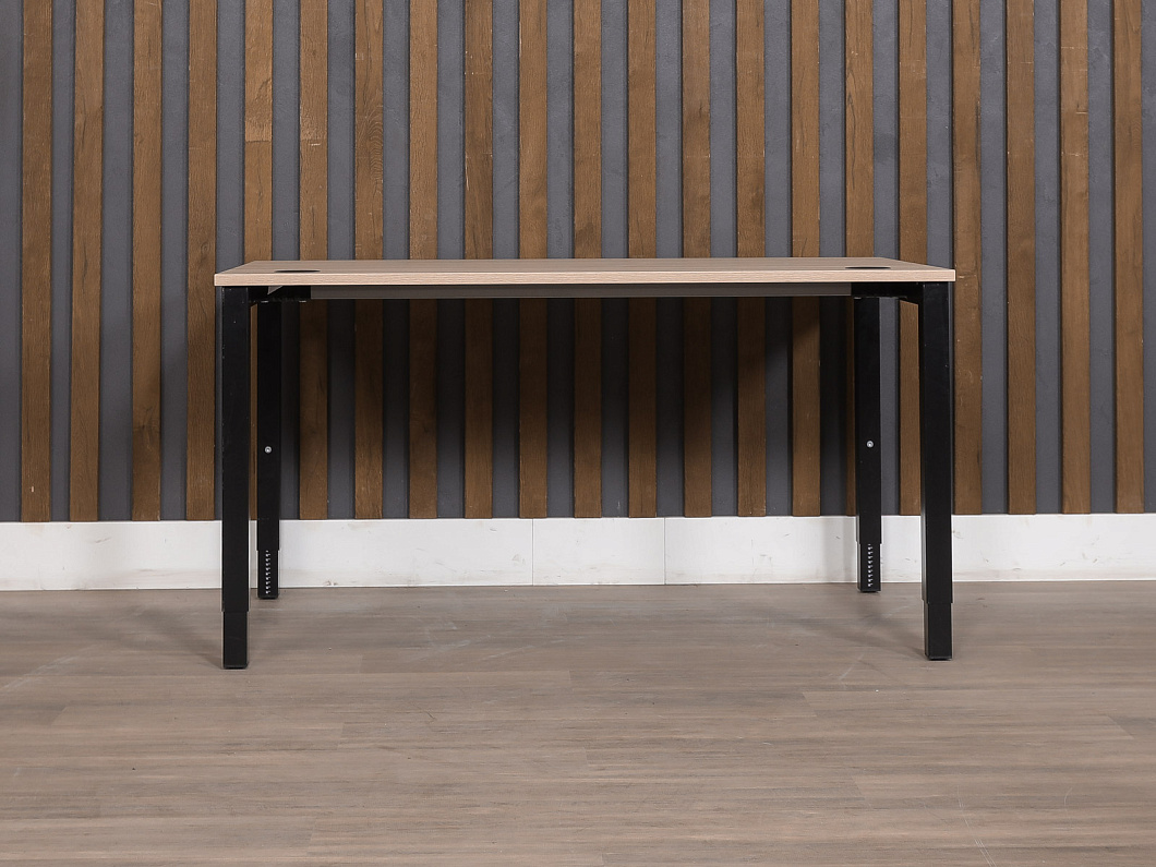 Стол прямоугольный Kinnarps ЛДСП Ясень шимо Швеция (СПЯШ-100425)