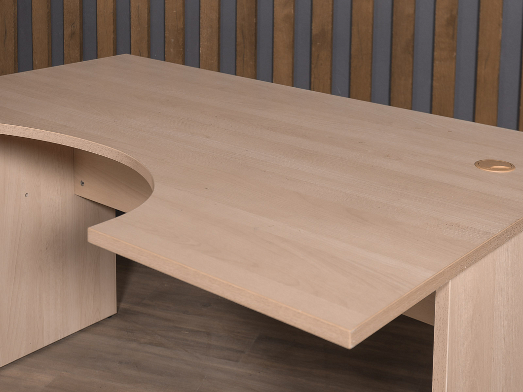 Стол эргономичный ЛДСП Дуб (СЭД-011125)