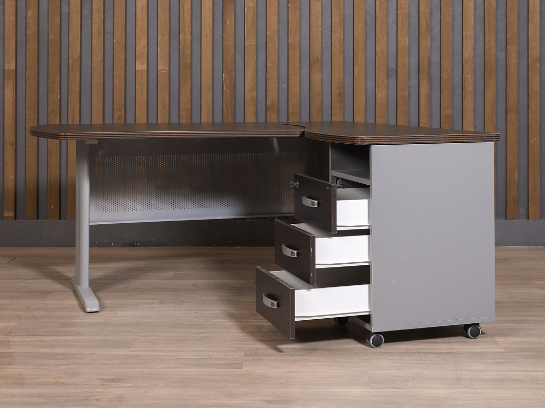 Стол с тумбой Офис-Директ Berlin ЛДСП Венге Россия (СПВГБ-271225)