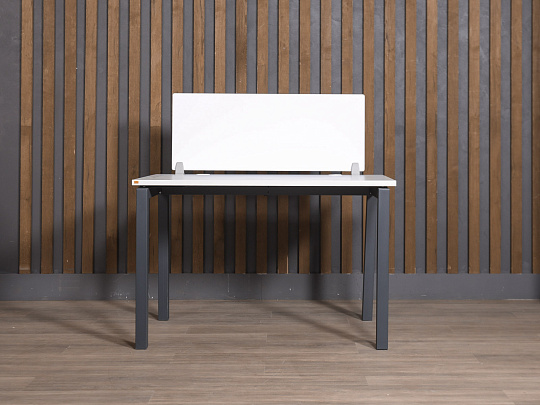 Стол прямоугольный ЛДСП Белый