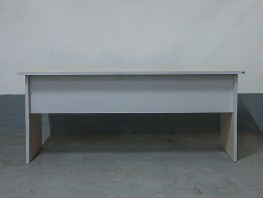 Стол прямоугольный ЛДСП Серый