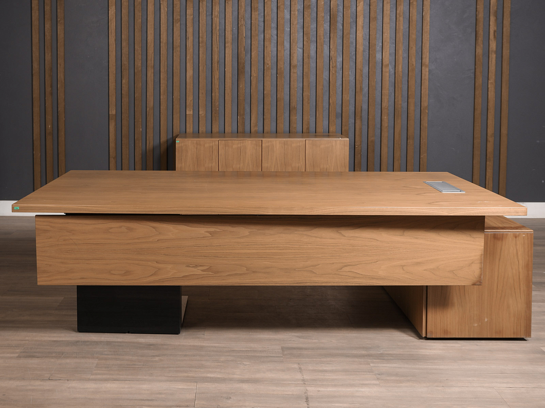 Кабинет руководителя Дерево Ольха (КРОХ-010162)