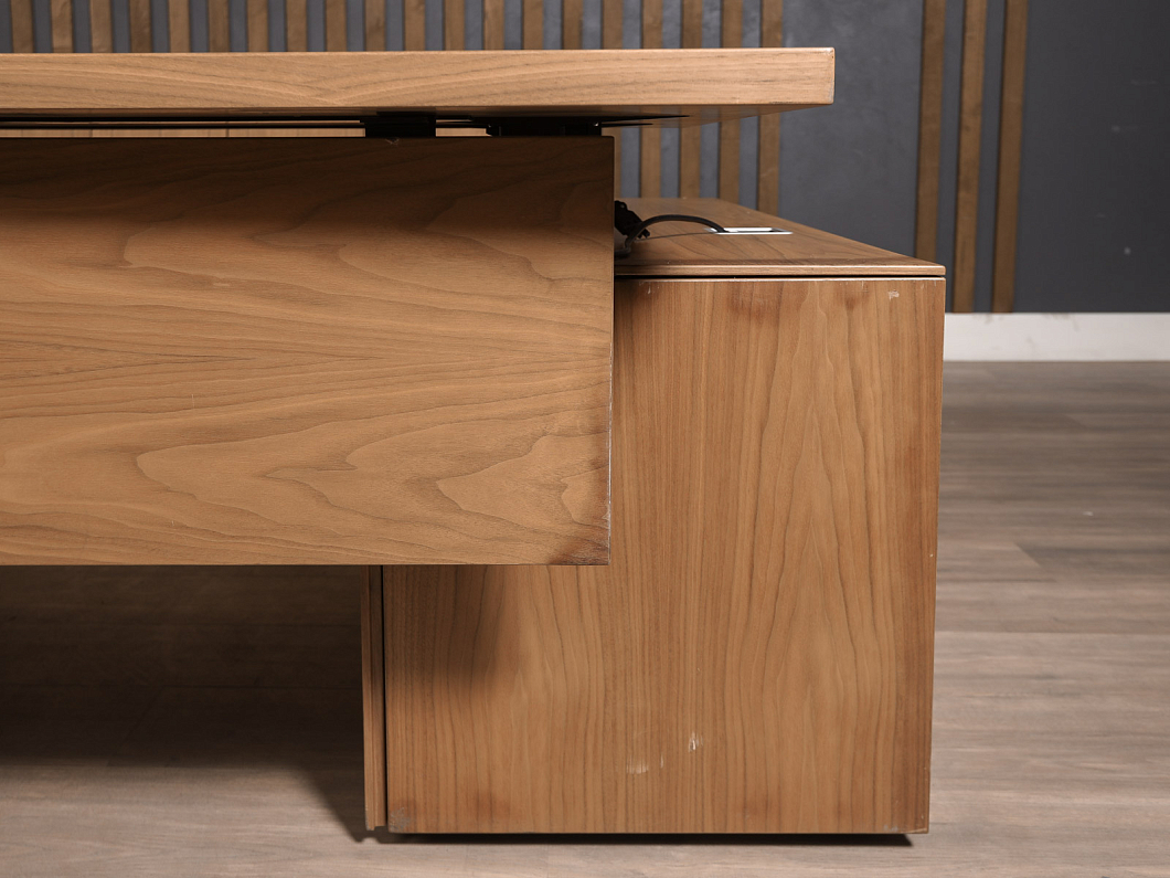 Кабинет руководителя Дерево Ольха (КРОХ-010162)