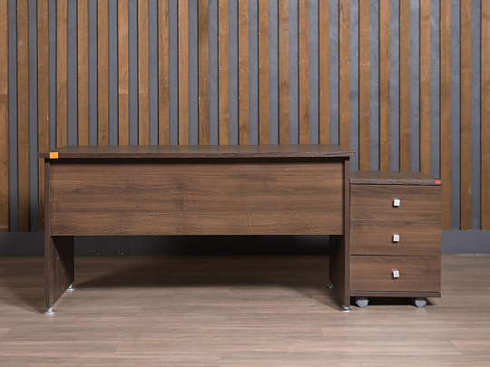 Стол прямоугольный ЛДСП Венге