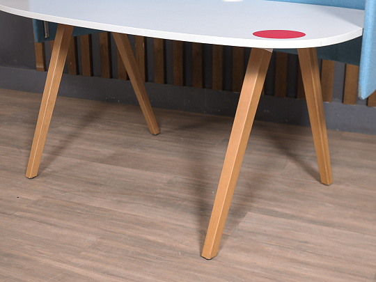 Стол прямоугольный Bene ЛДСП Белый Швеция