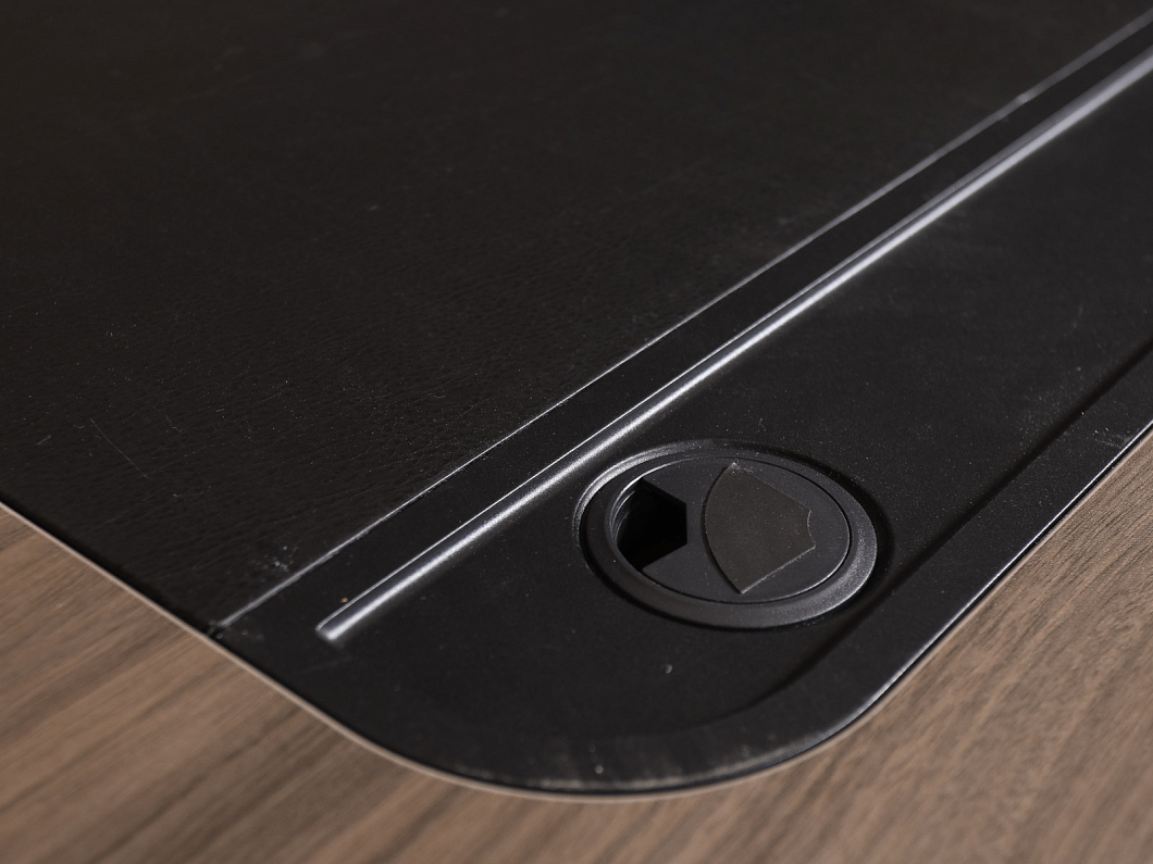 Стол руководителя ЛДСП Ясень шимо (СТРЯШ-131225)