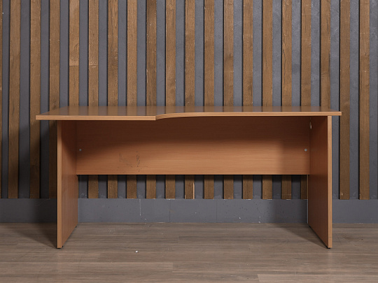 Стол эргономичный ЛДСП Ольха