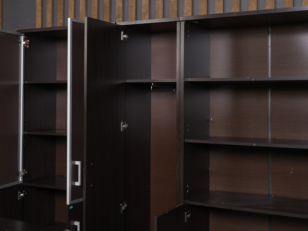 Кабинет руководителя ЛДСП Венге (КРВГ-211125)