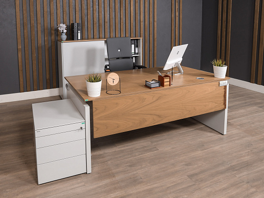 Кабинет руководителя Bene ЛДСП Ольха Австрия