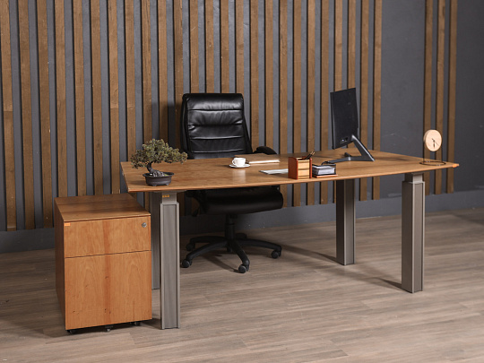 Стол с тумбой Steelcase ЛДСП Орех США