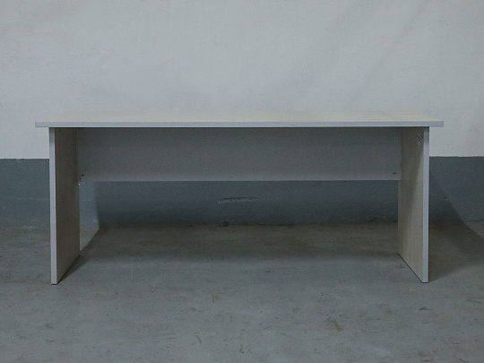 Стол прямоугольный ЛДСП Серый