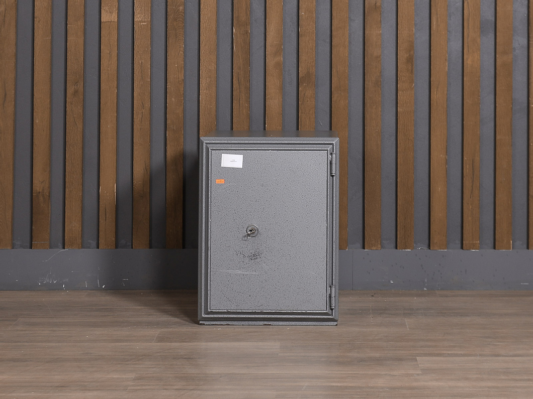 Сейф (СФ1-251025) Сейф (СФ1-251025)