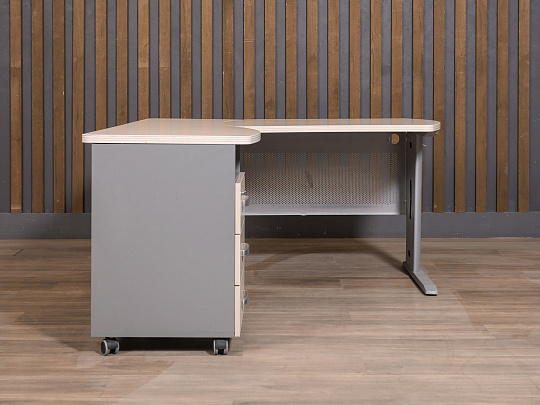 Стол с тумбой Berlin ЛДСП Дуб Россия