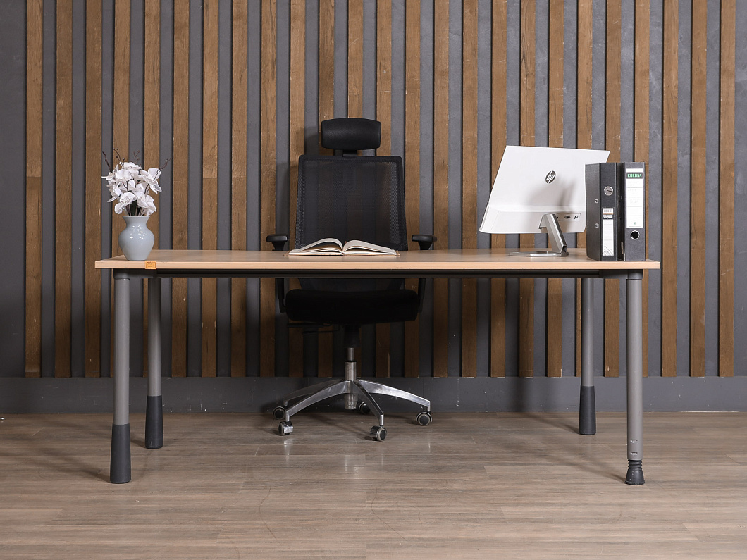 Стол руководителя Kinnarps ДСП Дуб Швеция (СТД-100223)