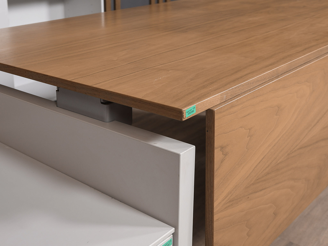 Кабинет руководителя Bene ЛДСП Ольха Австрия (КРОХБ-030330)