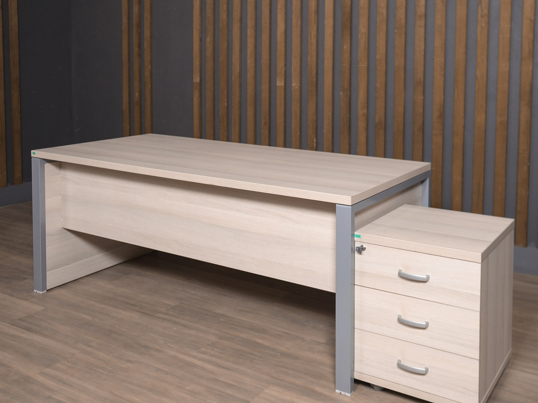 Стол руководителя ЛДСП Клен (СРКЛ-031225)