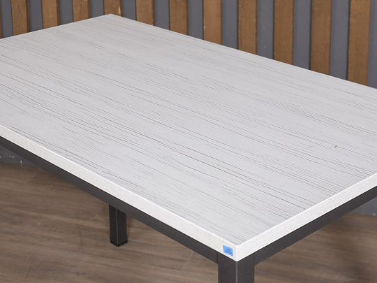 Стол прямоугольный ЛДСП Белый