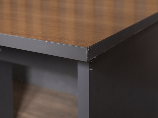 Стол прямоугольный ЛДСП Орех