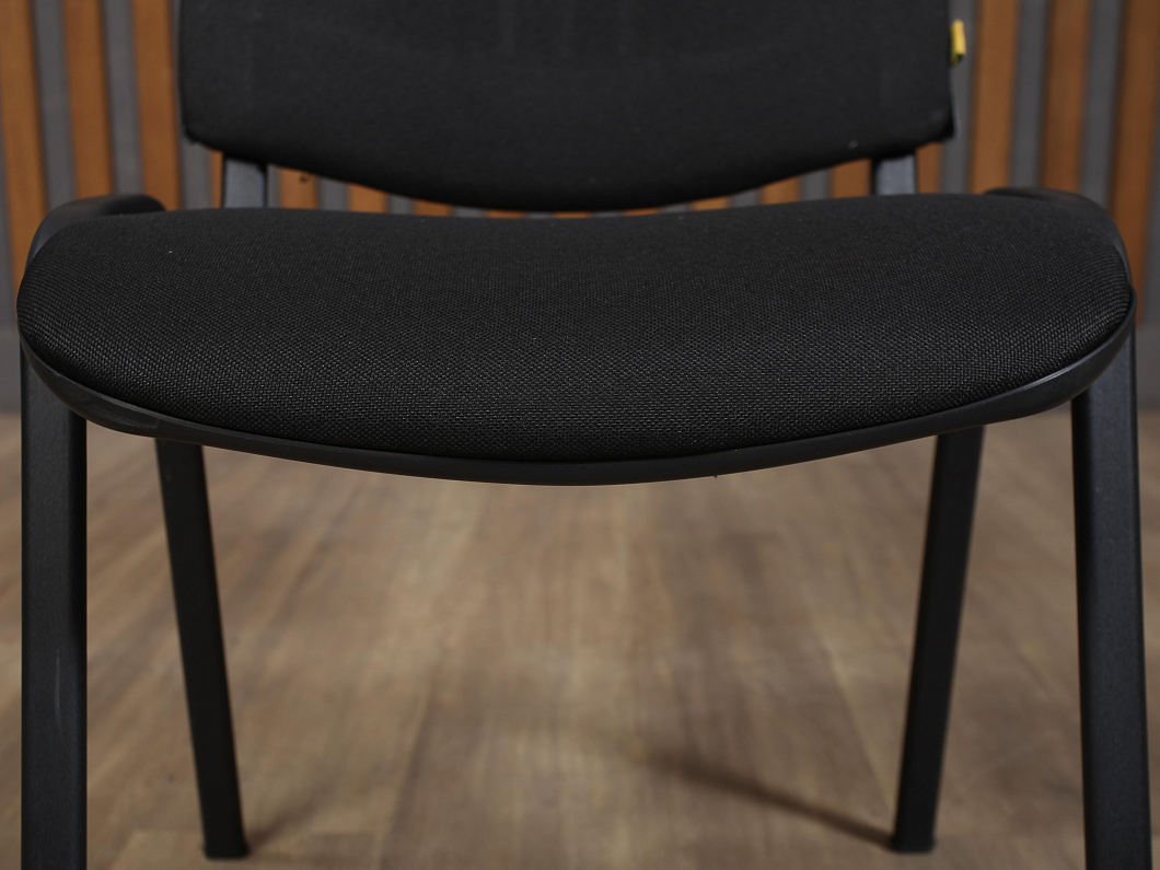 Офисный стул ИЗО Ткань Чёрный Россия (ОСТЧ-ИЗО)