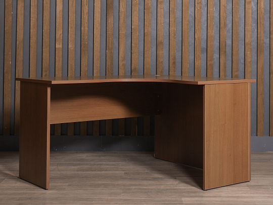 Стол угловой ЛДСП Орех