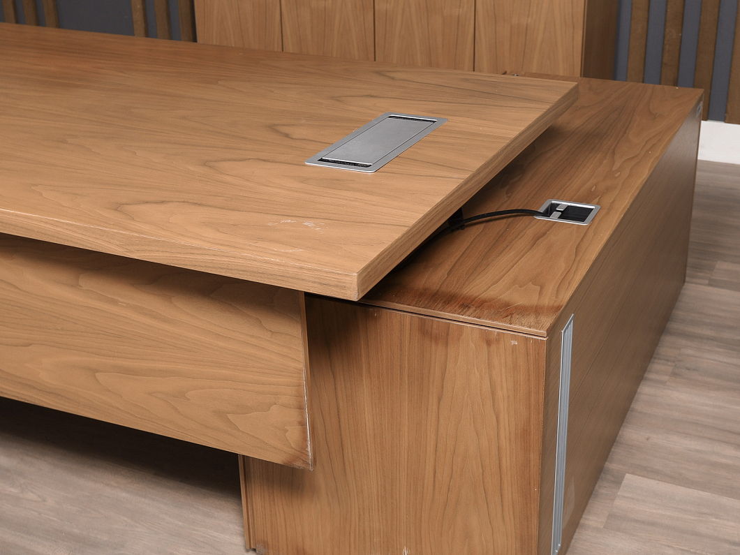 Кабинет руководителя Дерево Ольха (КРОХ-010162)