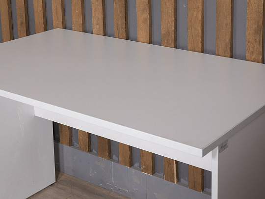 Стол прямоугольный ЛДСП Серый