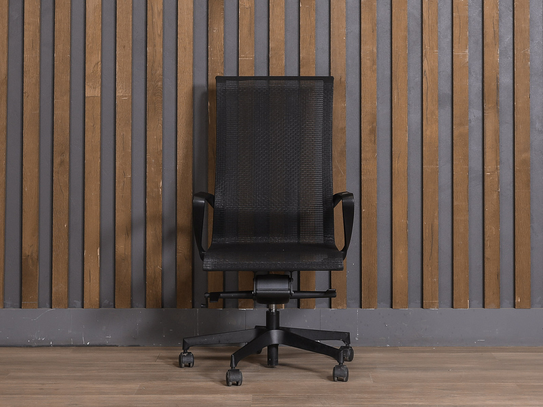 Кресло руководителя Donati Сетка Чёрный (КРТЧ-240126)