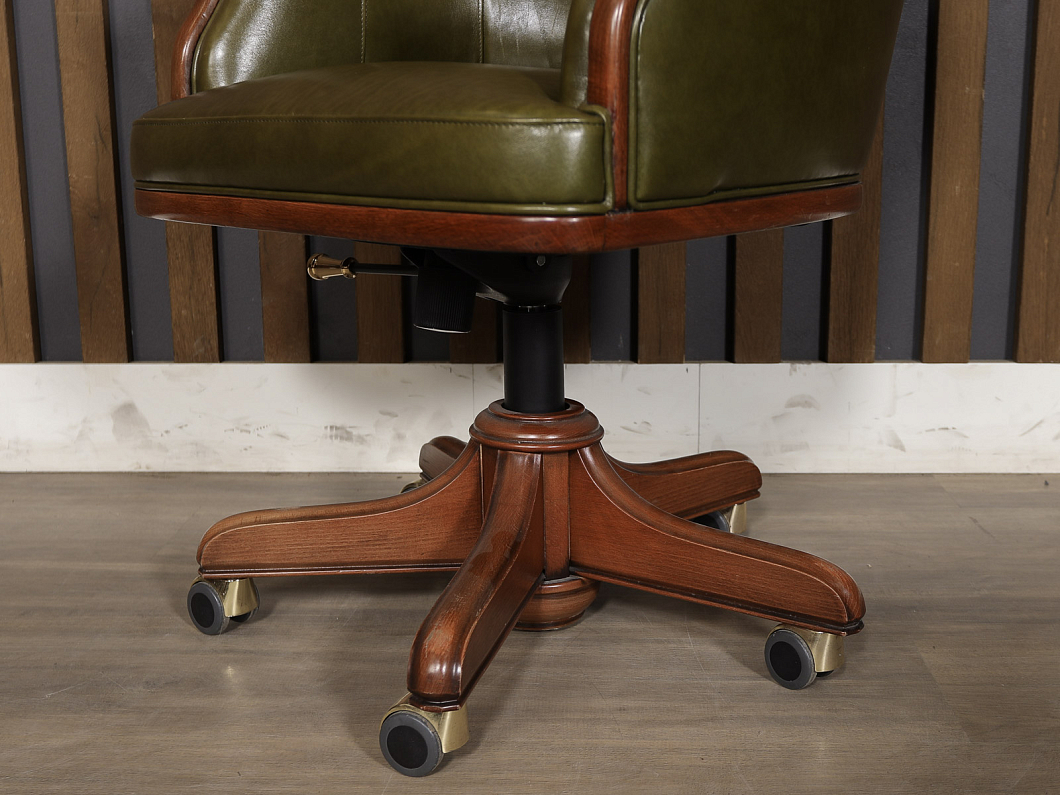 Офисное кресло Vienna Origgi Salotti 607 Искусственная кожа Зелёный Италия (КПЭЗЛ-090725)