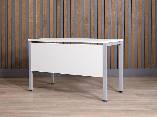 Стол прямоугольный ЛДСП Белый