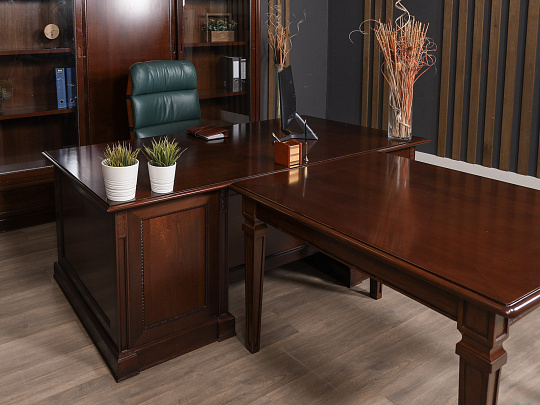 Кабинет руководителя МДФ Вишня