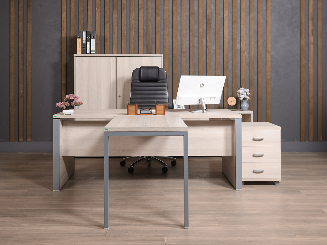 Кабинет руководителя ЛДСП Клен (КРКЛ-031225)