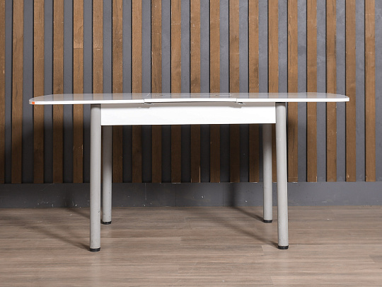 Стол прямоугольный ЛДСП Белый