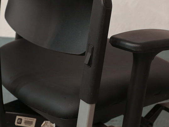 Кресло руководителя Steelcase Please 2 Ergonomic Искусственная кожа Чёрный Франция