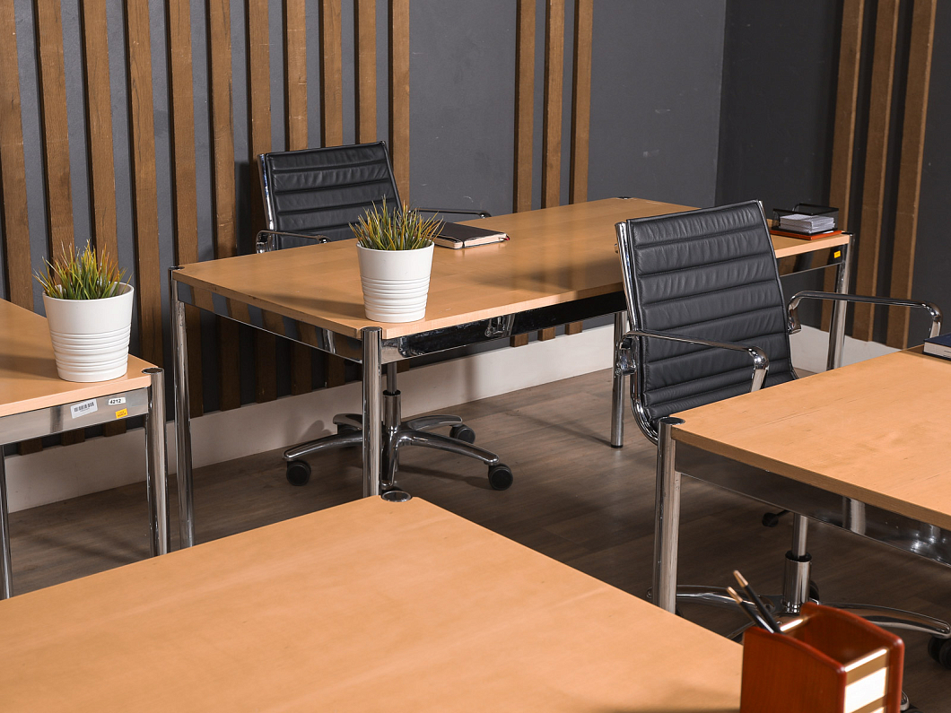 Стол прямоугольный USM Haller Массив Ольха Швейцария (СПОХ-300924)