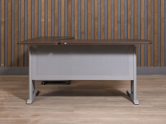 Стол с тумбой Офис-Директ Berlin ЛДСП Венге Россия