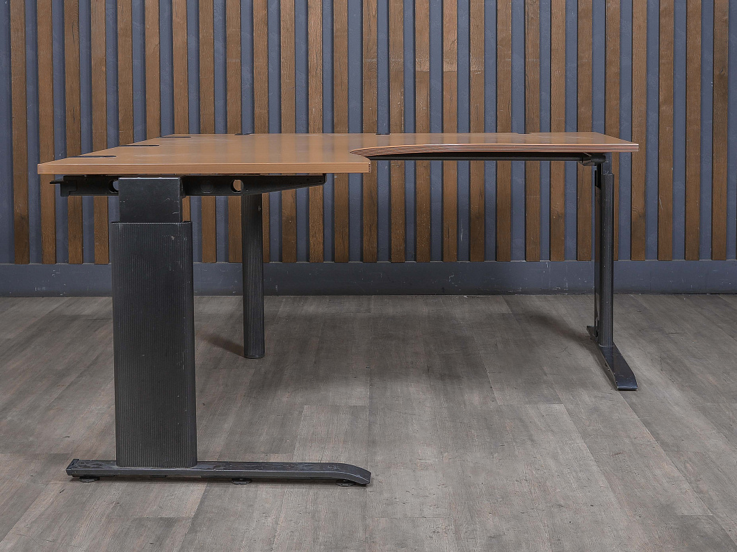 Стол угловой Steelcase ЛДСП Ольха США (СЭОХ-161224)