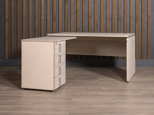 Стол с тумбой Accord ЛДСП Дуб