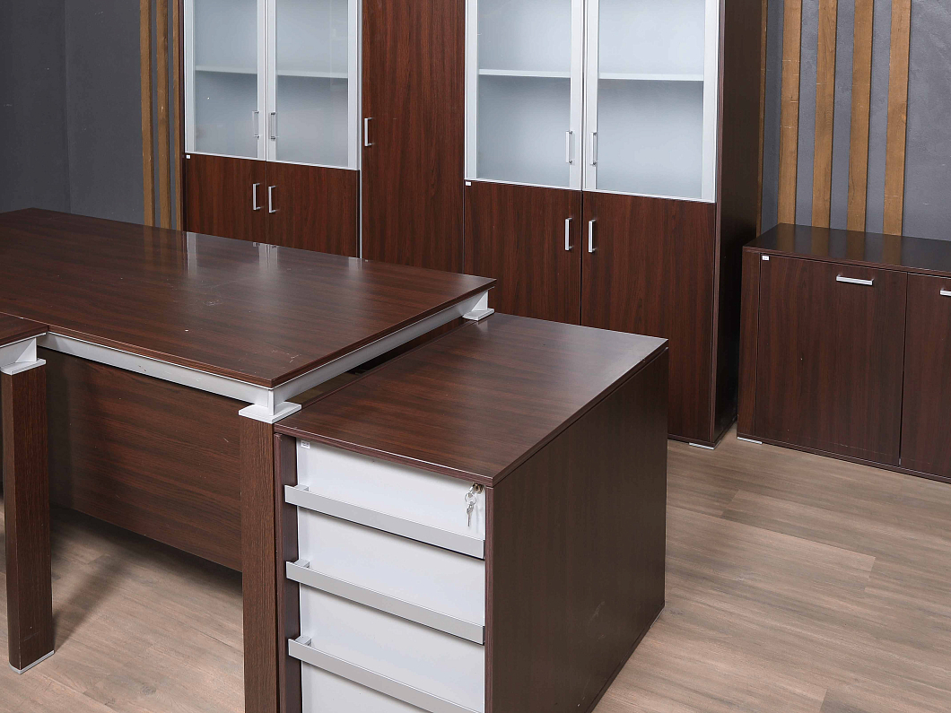 Кабинет руководителя HAN Шпон Венге Италия (КРВГ-090725)