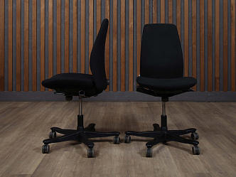 Офисное кресло Kinnarps 5000 Ткань Чёрный Швеция