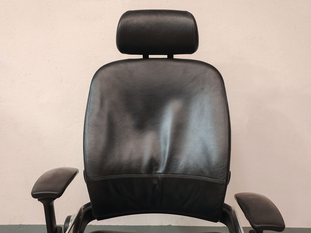 Кресло руководителя Steelcase Leap V2 Кожа Чёрный Франция (КРКЧ-260626)