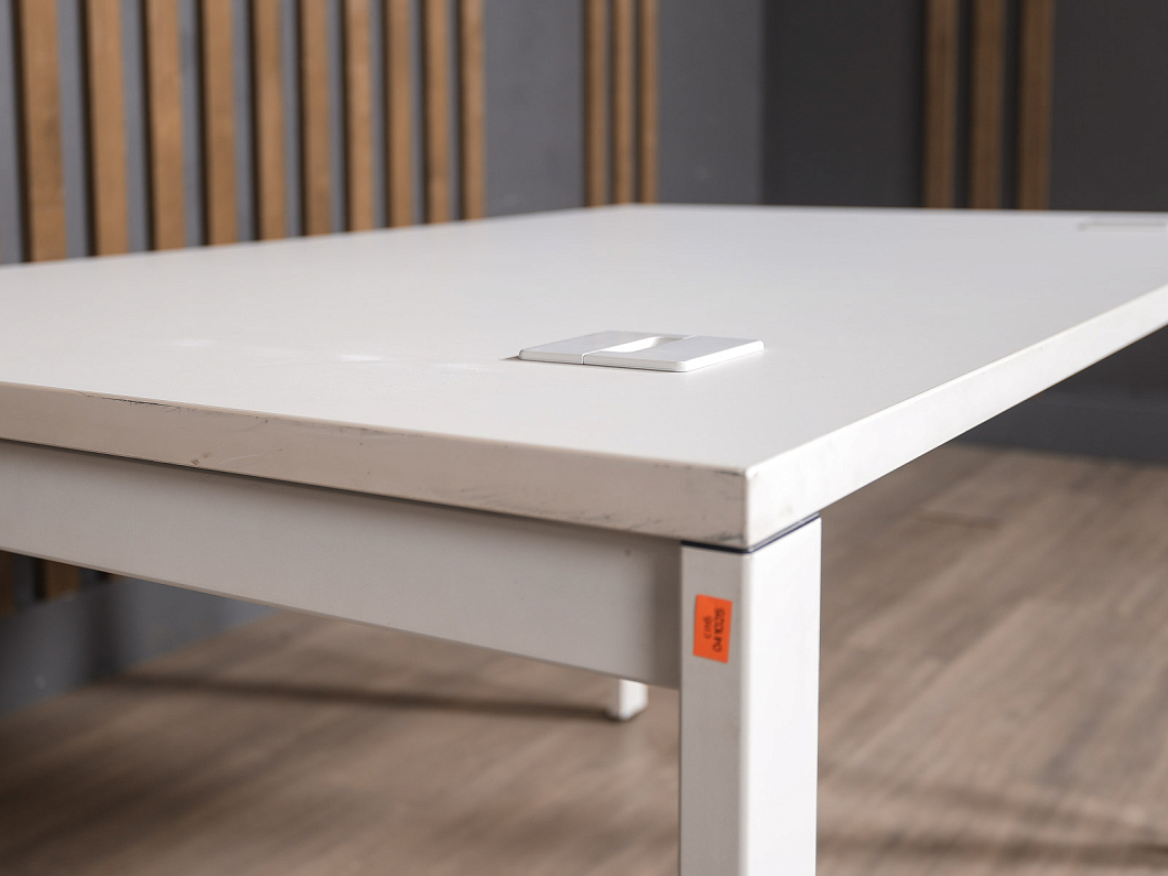 Стол прямоугольный ЛДСП Белый (СПБ-041025)