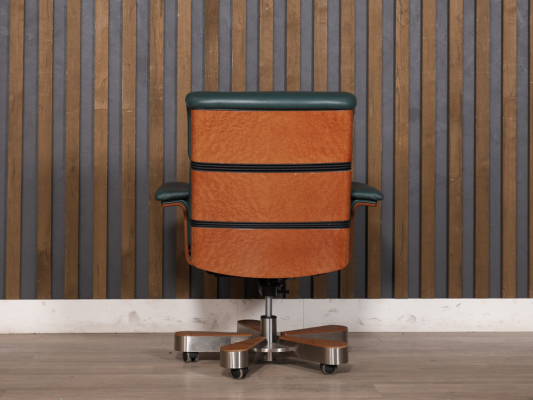 Офисное кресло R.A. Mobili HERGO B Кожа Зелёный Италия (КПЭЗЛ1-090725)