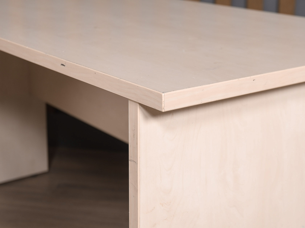 Стол с тумбой ЛДСП Бук (СПЭТБК-171025)