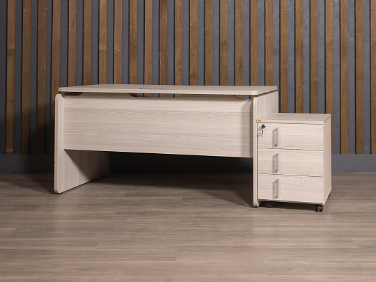 Стол с тумбой Accord ЛДСП Дуб