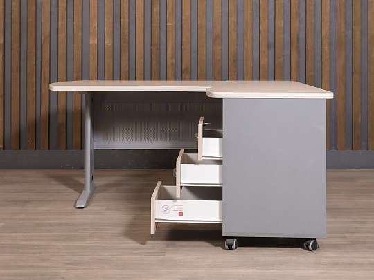 Стол с тумбой Berlin ЛДСП Дуб Россия