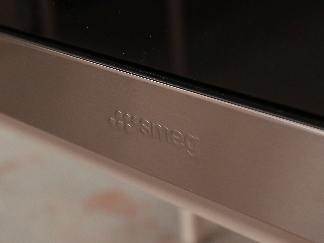 Микроволновая печь SMEG S.p.A. FMI325X Нержавеющая сталь Серый Китай (МПВ-160426)