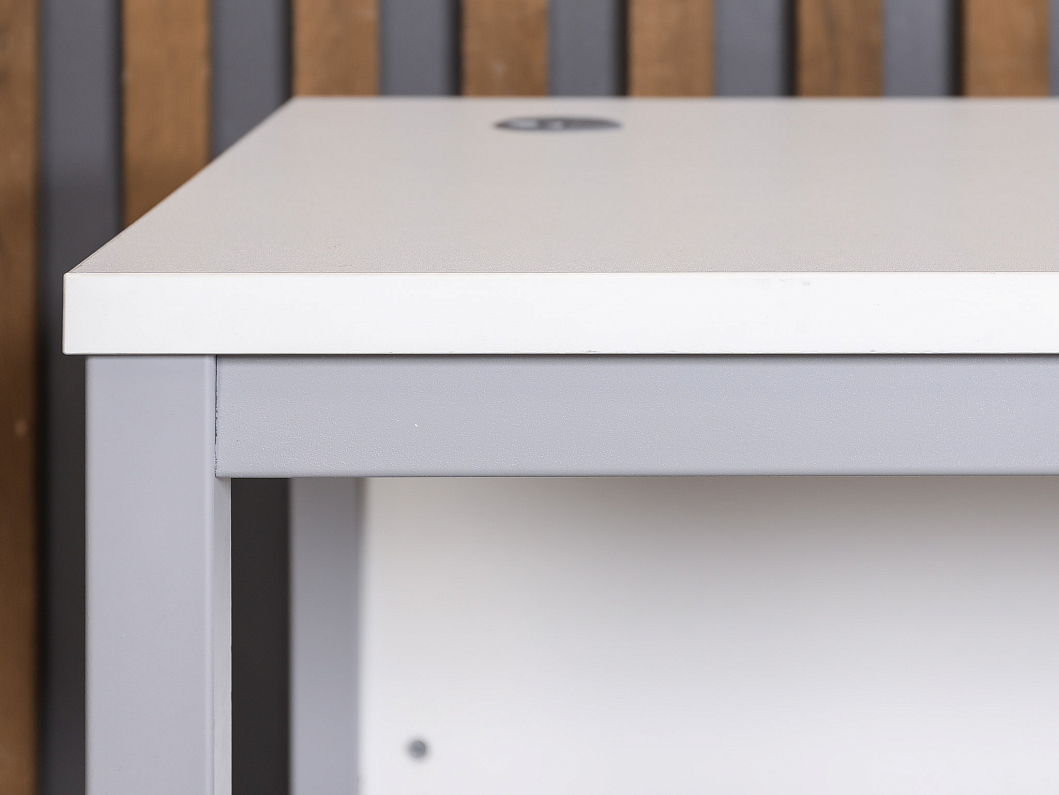 Стол прямоугольный ЛДСП Белый (СПБ-180226)