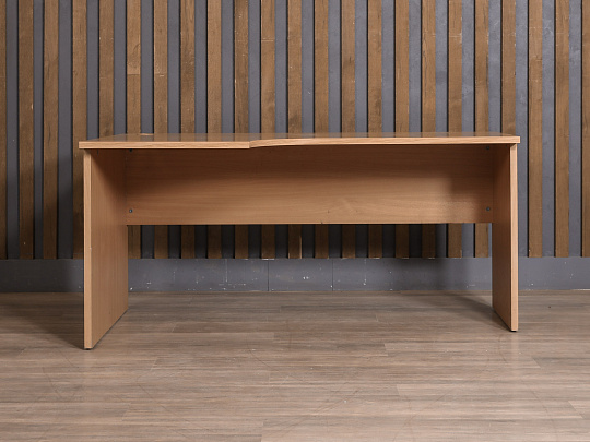 Стол эргономичный ЛДСП Ольха