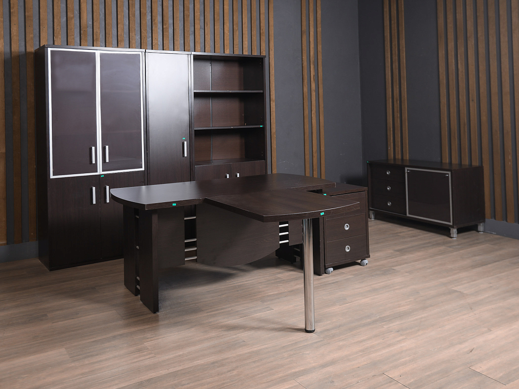 Кабинет руководителя ЛДСП Венге (КРВГ-211125)